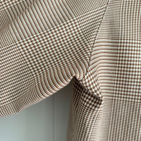 Foxcroft wrinkle free cotton blend button down long sleeve shirt size 8 - Picture 7 of 16